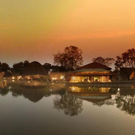 Serendipity Lakes And Resorts Tamia Buitenkant foto
